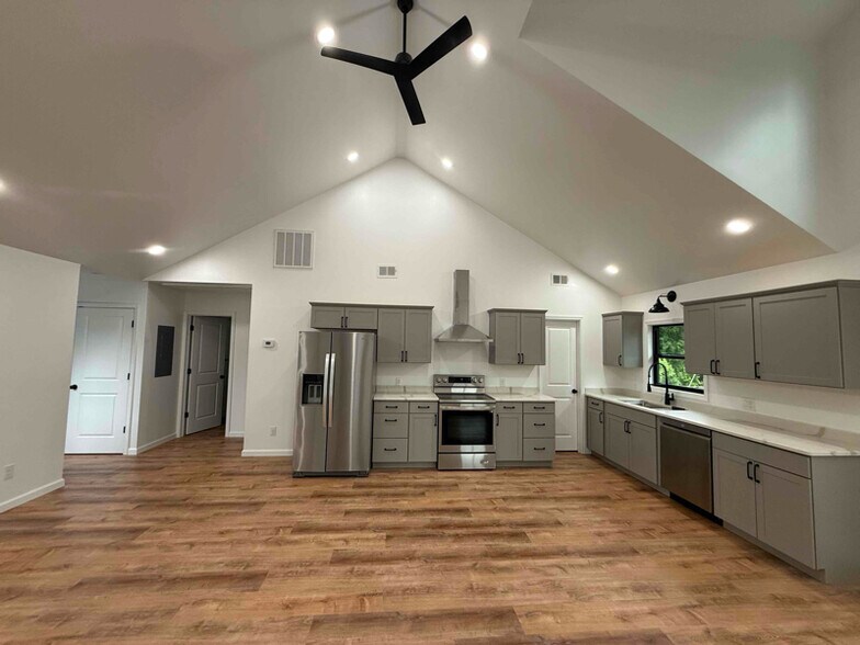 Building Photo - 2855 Old Rome Rd