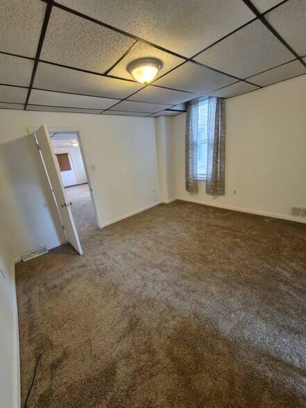 Bedroom - 501 Beatty Rd