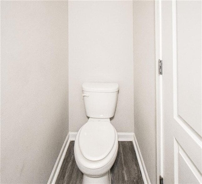 Building Photo - 158 Townview Dr