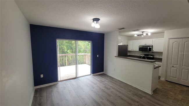 Building Photo - 4547 Ashburn Square Dr