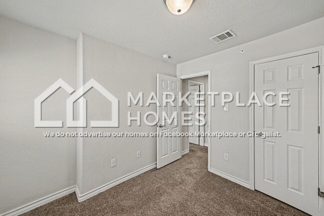 Building Photo - 16917 Dancing Ava