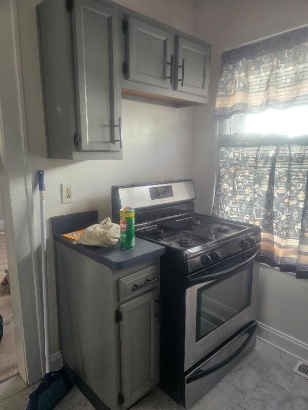 Building Photo - 13509 Edgewood Ave