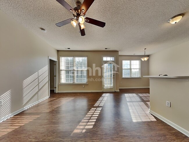 Building Photo - 6829 Ayrshire Glen Pl