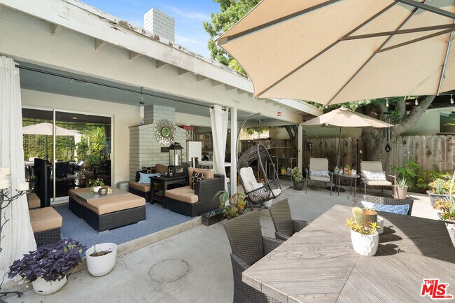 Building Photo - 12237 Hesby St