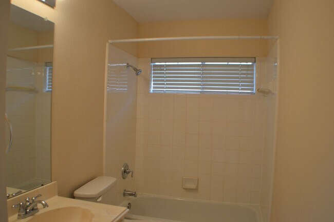 Building Photo - House For Lease in Plano