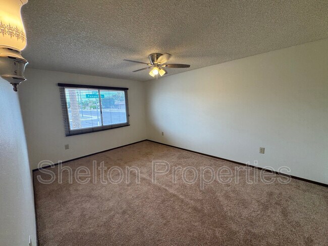 Building Photo - 12503 W Rampart Dr