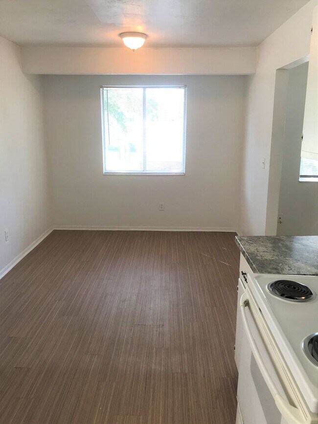 Interior Photo - Ivy Lane Villas