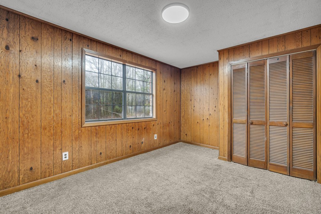 Building Photo - 155 W Thomas Dr