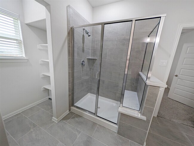 Building Photo - 27939 Western Crk Ct