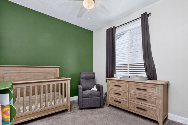Building Photo - Beautiful South Meridian Home