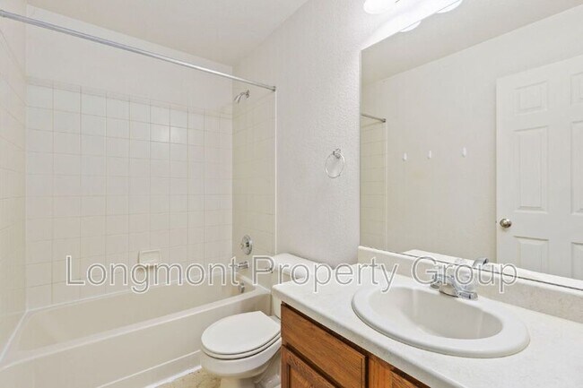 Building Photo - 5727 Skyline Ave