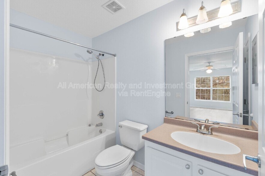 Building Photo - 4276 Calinda Ln