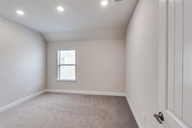Building Photo - 3509 Charade Dr