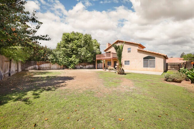 Building Photo - 10205 Single Oak Dr