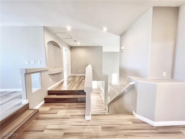 Building Photo - 7882 Tahoe Ridge Ct