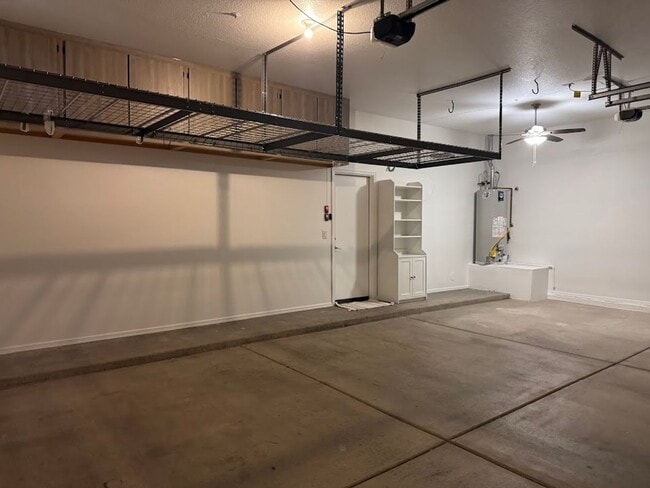 Building Photo - Luxury Scottsdale Rental with Chef’s Kitchen & 3-Car Garage