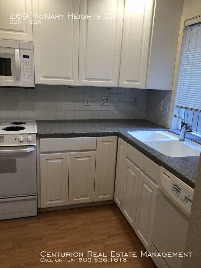 Building Photo - 269 McNary Heights Dr N
