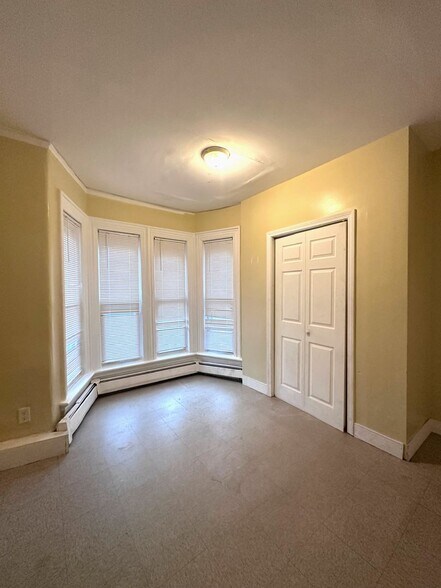 Building Photo - 79 Wesleyan Ave