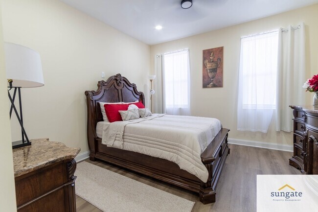 Building Photo - 1516 N Patterson Park Ave