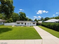 Building Photo - 655 Pointview Rd
