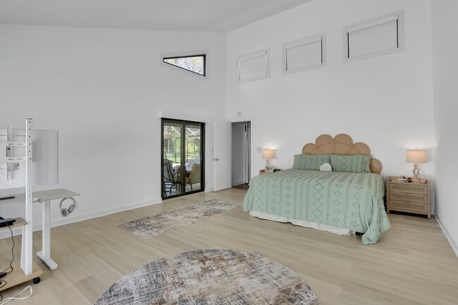 Building Photo - 2903 Banyan Blvd Cir NW