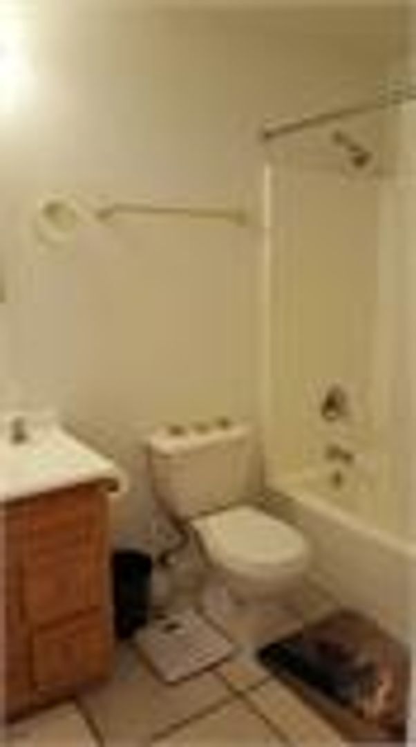 Building Photo - 110 N 49th Ave