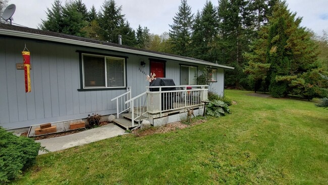 Primary Photo - Country Style Home In Hansville
