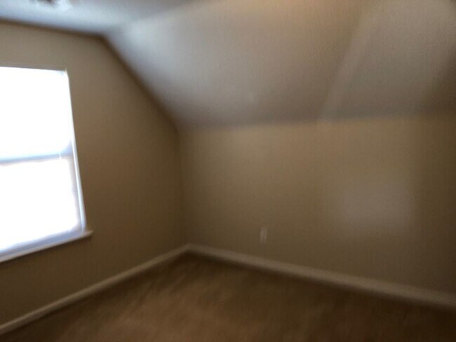 Building Photo - NICE HOME IN POOLER AREA