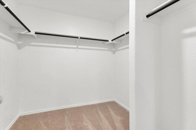 Building Photo - 104 Winged Foot Ct