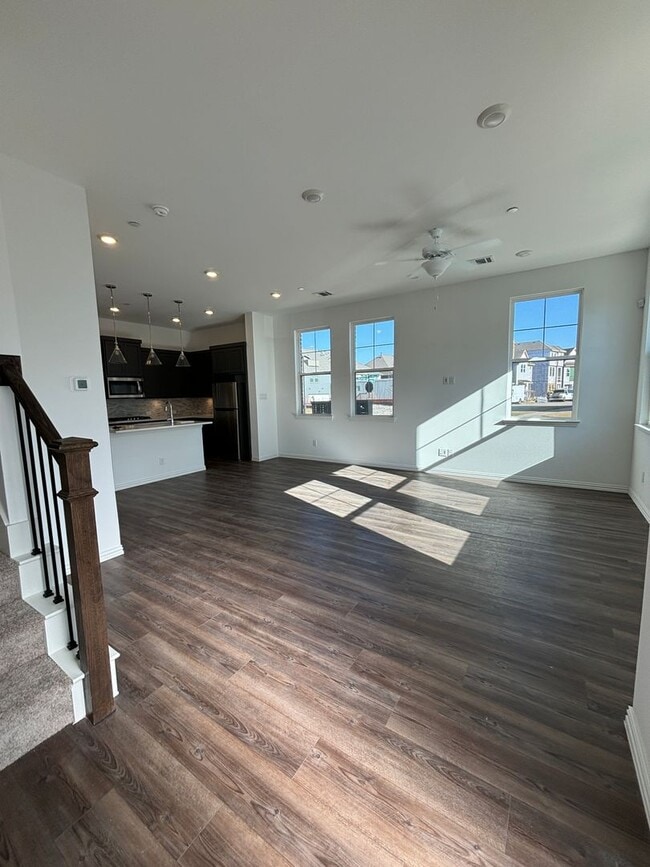 Building Photo - 4500 Ward St