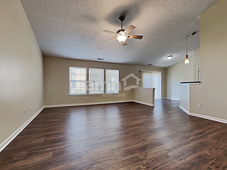 Building Photo - 1292 Birchwood Way