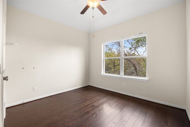 Building Photo - 8911 Wind Springs Dr