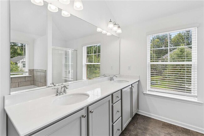 Building Photo - 430 Burgundy Terrace SE