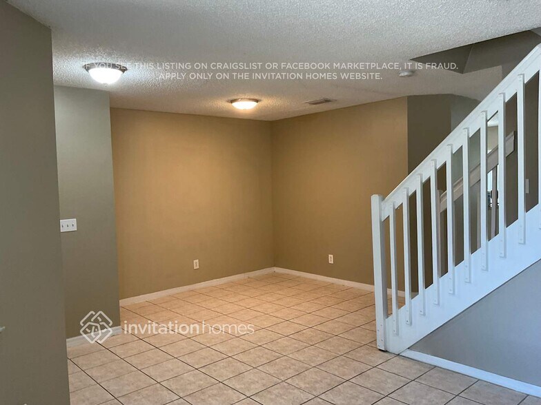 Building Photo - 620 208th Cir