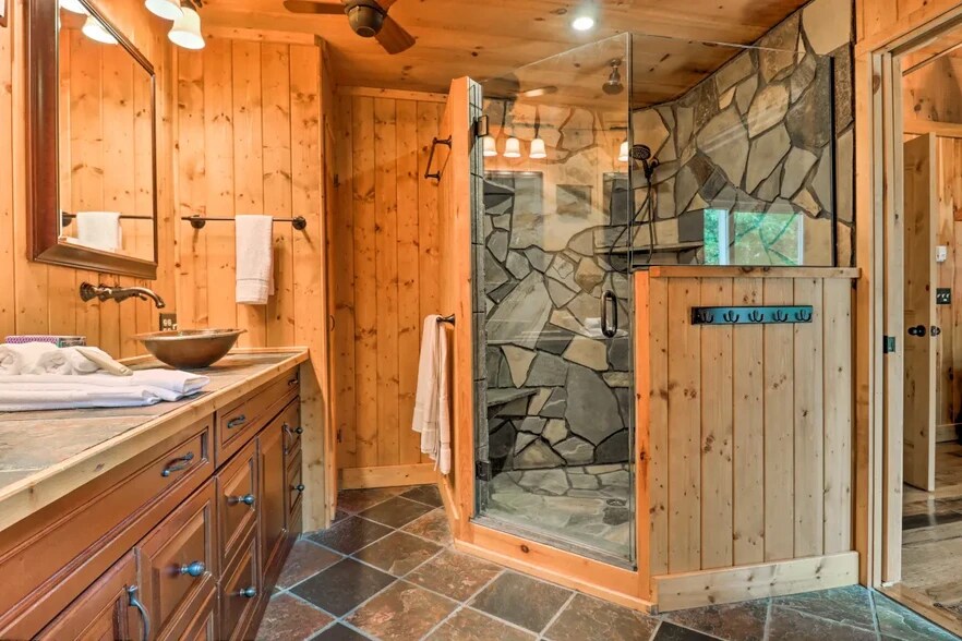 Building Photo - 322 Gobbler Knob Rd