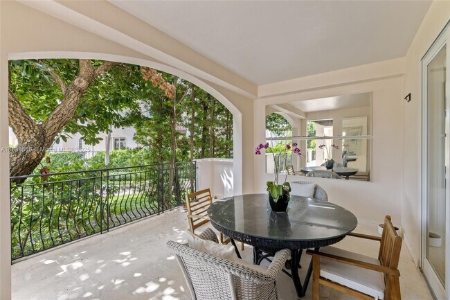 Building Photo - 19216 Fisher Island Dr