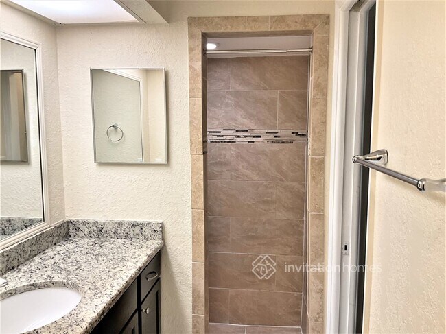 Building Photo - 522 San Sebastian Prado