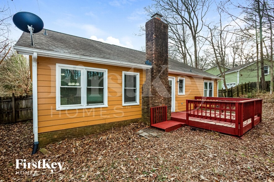 Building Photo - 8409 Sills Ct