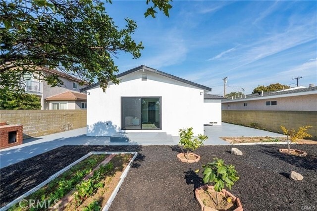 Building Photo - 5130 Carmelynn St