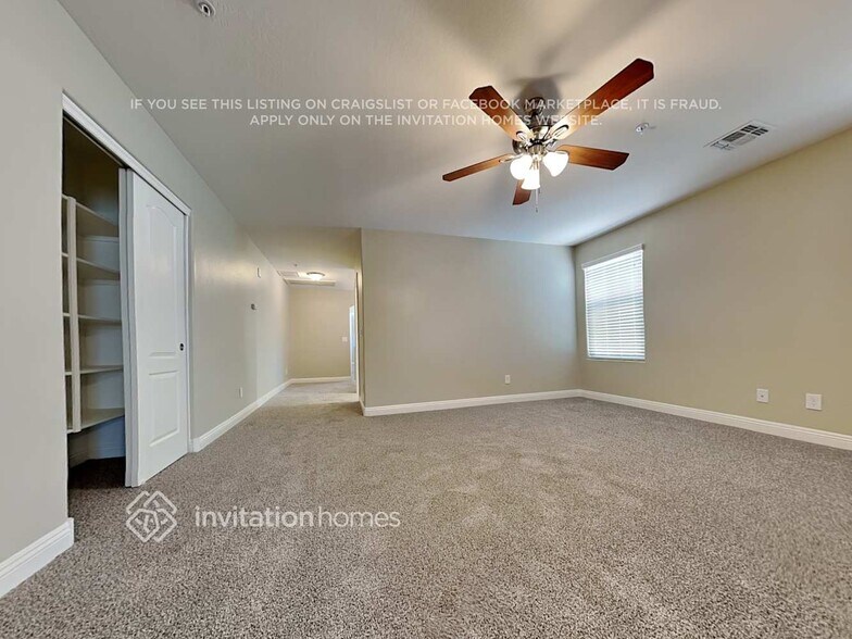 Building Photo - 3041 N Clanton St