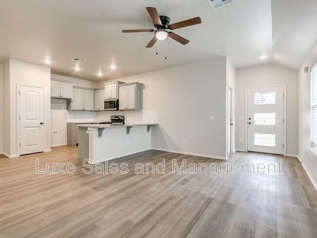 Building Photo - 10541 Lawson Pl Rd