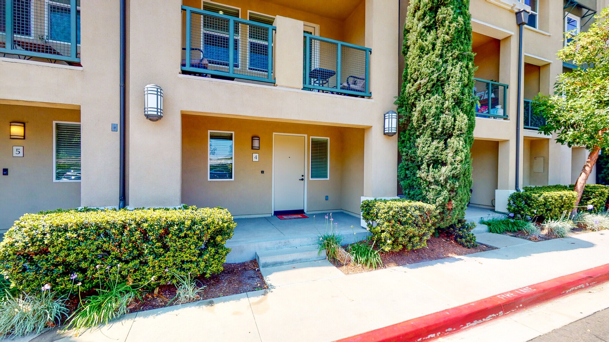 Main Entrance - 12848 Palm St
