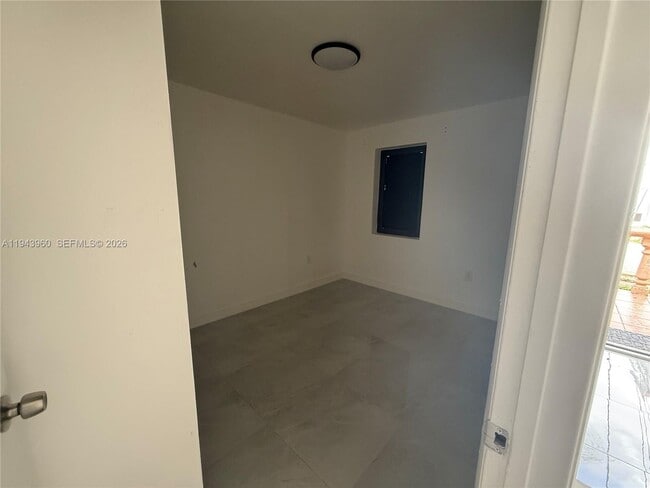 Building Photo - 1354 NW 36th St