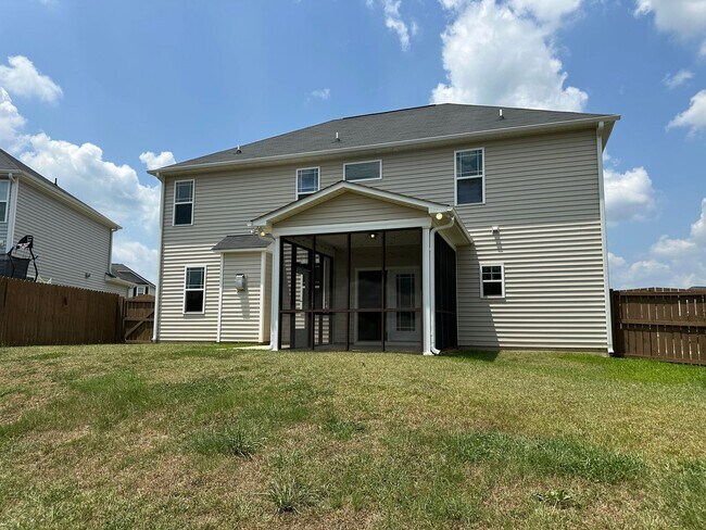 Building Photo - 5233 Debut Ave