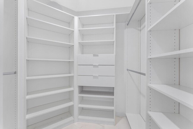 Building Photo - 13947 Geranium Pl