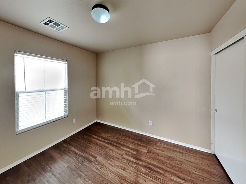 Building Photo - 8834 Promised Land Ave