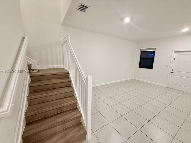 Building Photo - 11910 SW 245 Ter