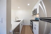 Building Photo - 115 N Walnuthaven Dr