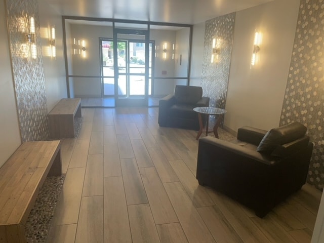 Building Photo - 7840 E Camelback Rd