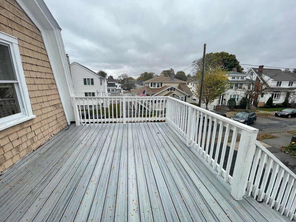 Building Photo - 593 Quincy Shore Dr